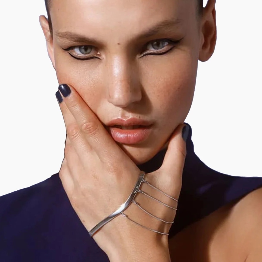 Mam Hand Cuff Wrap With Chains